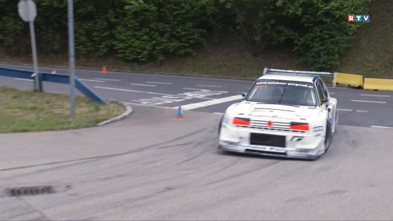 Autoslalom am MAN-Parkplatz